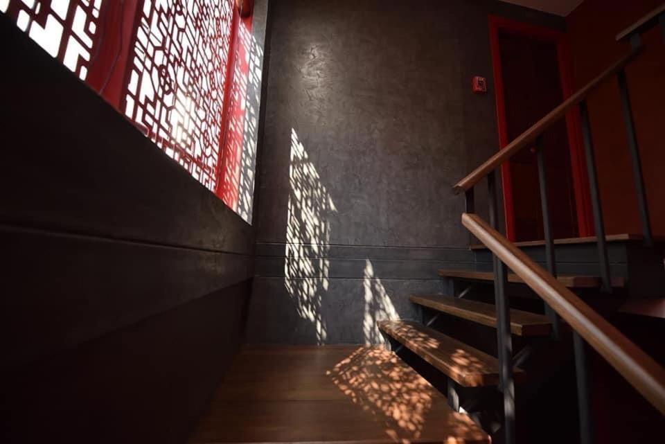 Caiyong Hometel & Cafe'S Studio Bangkok Ngoại thất bức ảnh