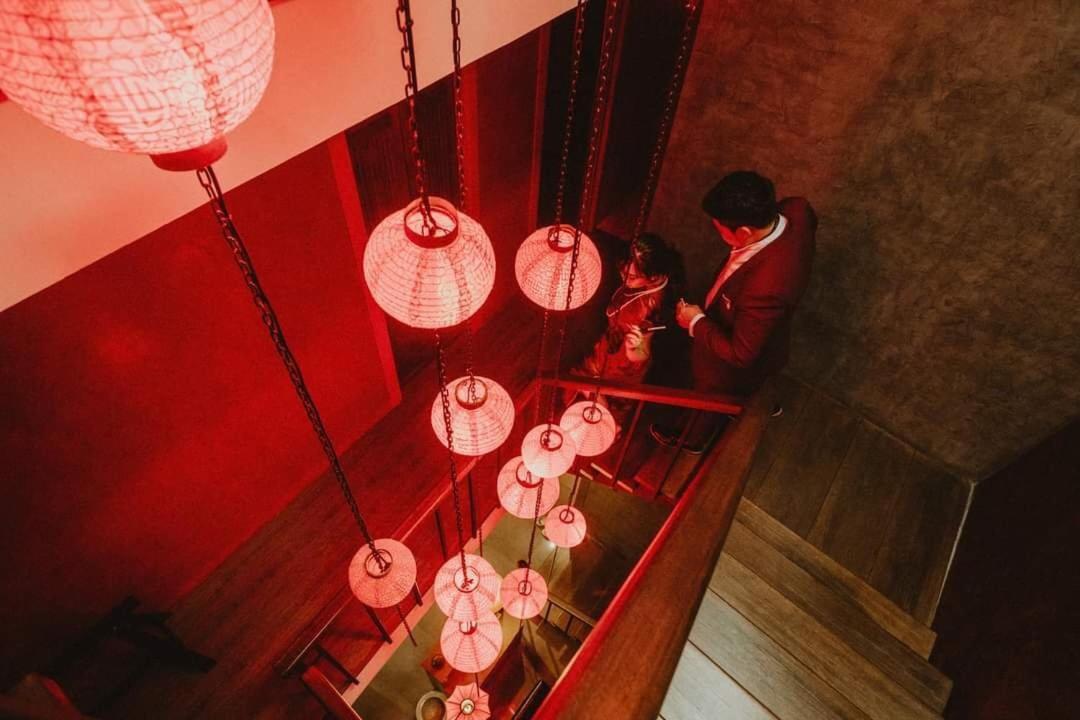 Caiyong Hometel & Cafe'S Studio Bangkok Ngoại thất bức ảnh
