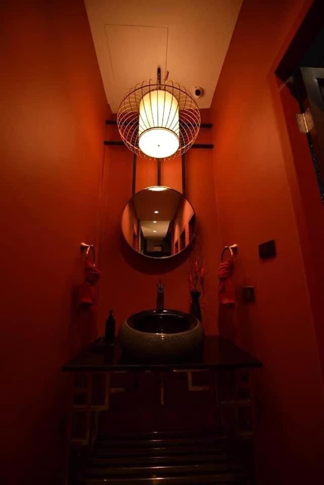 Caiyong Hometel & Cafe'S Studio Bangkok Ngoại thất bức ảnh