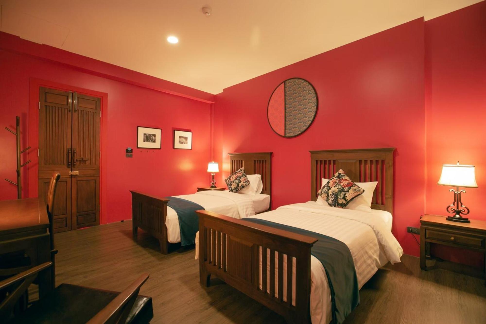 Caiyong Hometel & Cafe'S Studio Bangkok Ngoại thất bức ảnh